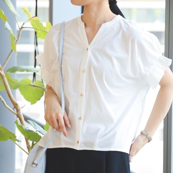 BEAMS Heart - White Button down V neck Short sleeve blouse shirt - Picture 7 of 15